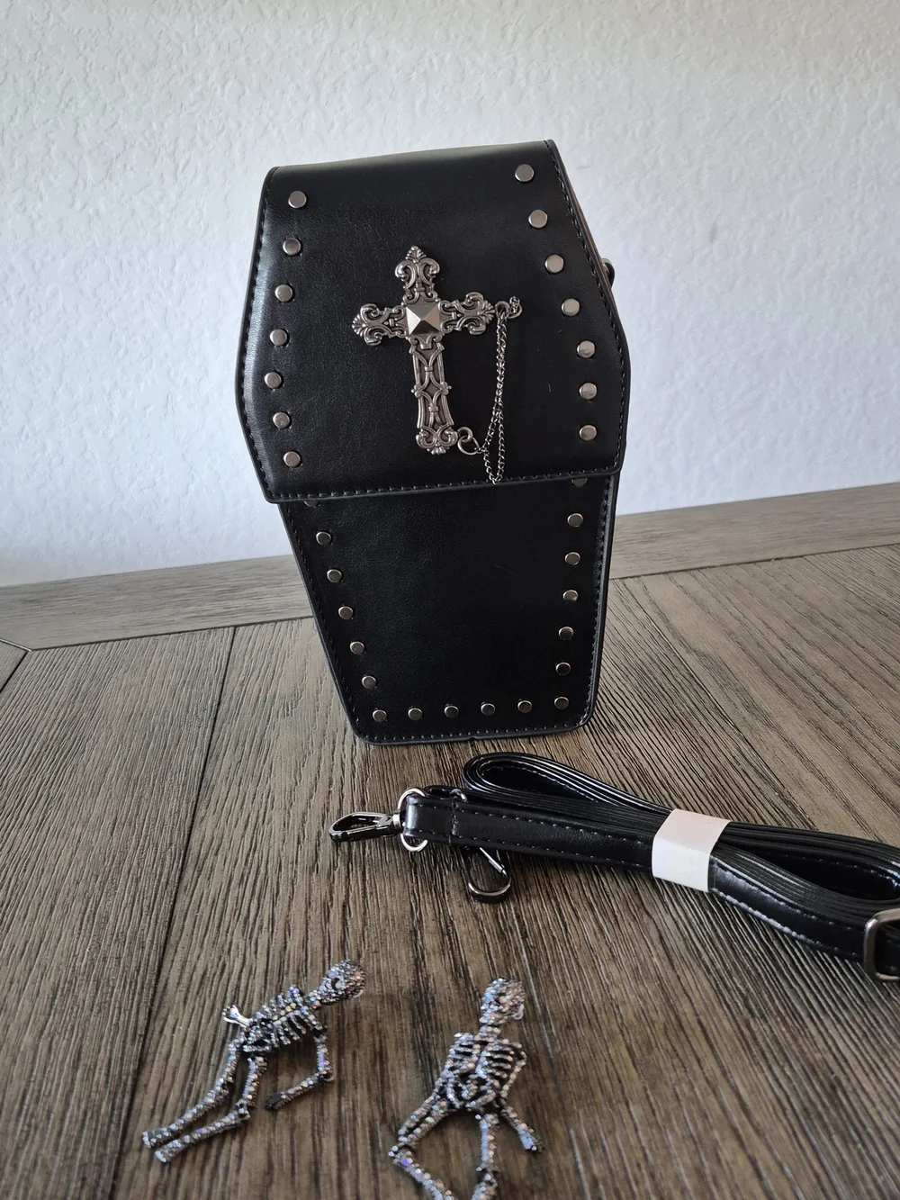 Black Coffin Crossbody Bag – Gothic Halloween Purse with Cross and Studs